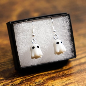Ghost Earrings / Cute Ghost Earrings / Mini Ghost