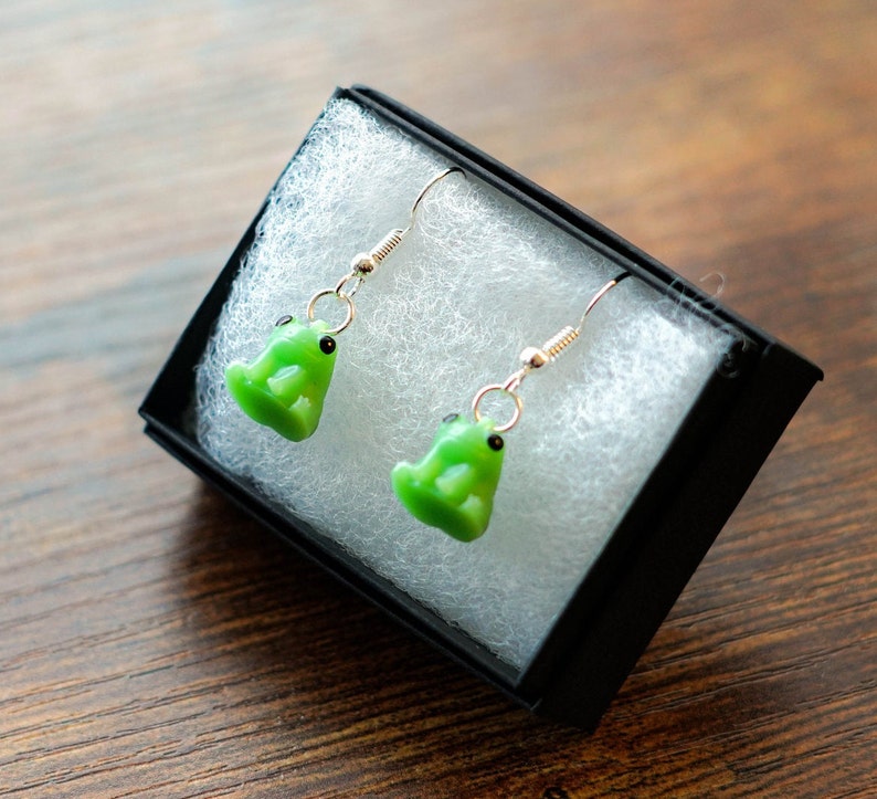Frog Earrings / Green Frog Earrings Etsy