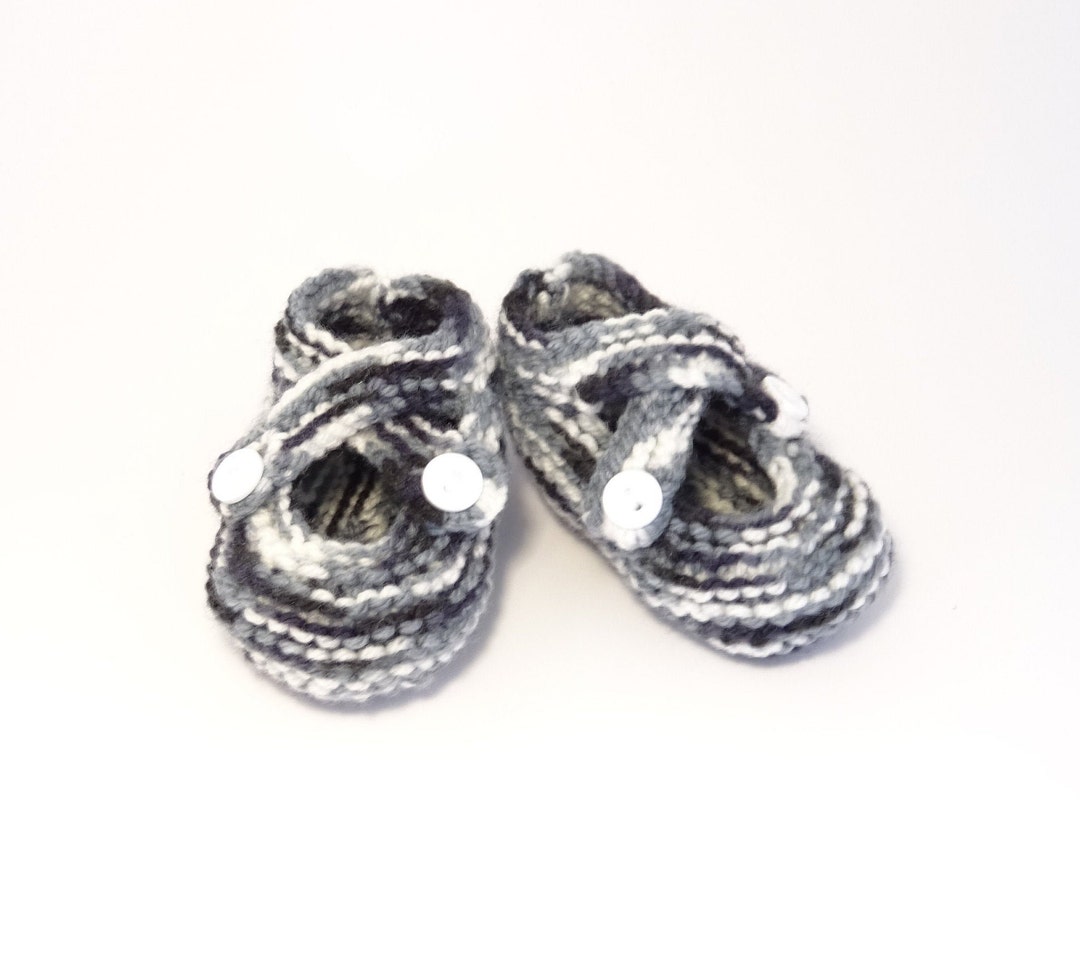 Knit Black and White Baby Shoes, Knit Baby Booties, Unisex, Baby Boy or ...