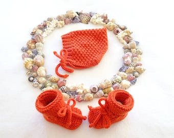 Pumpkin merino knit baby pixie bonnet and booties set, size 0-3 months, baby shower, newborn gift, going home outfit, baby photo prop