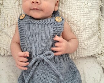 Grey knit unisex wool romper and bonnet set, size 0-3 months, baby shower gift, newborn photo prop, baby knit overall and bonnet set