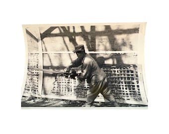 Vintage Korean Workman Building Day Room Black White Photograph Korean War 5x3.5