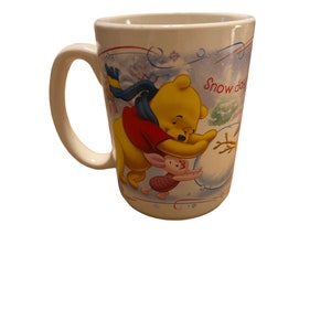 Vintage Disney Winnie the Pooh Mug Coffee cup Snow Day Time Play Eeyore Piglet Tigger