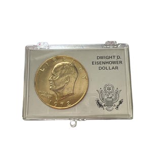 1972 Eisenhower Dollar Coin No Mint Mark With Protective Kisslock Case
