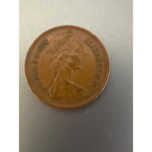 1980 United Kingdom 1 New Penny Coin Bronze