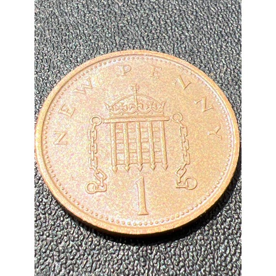 1977年 イギリス 1ペニーコイン エリザベス2世 ブロンズ ヴィンテージ 