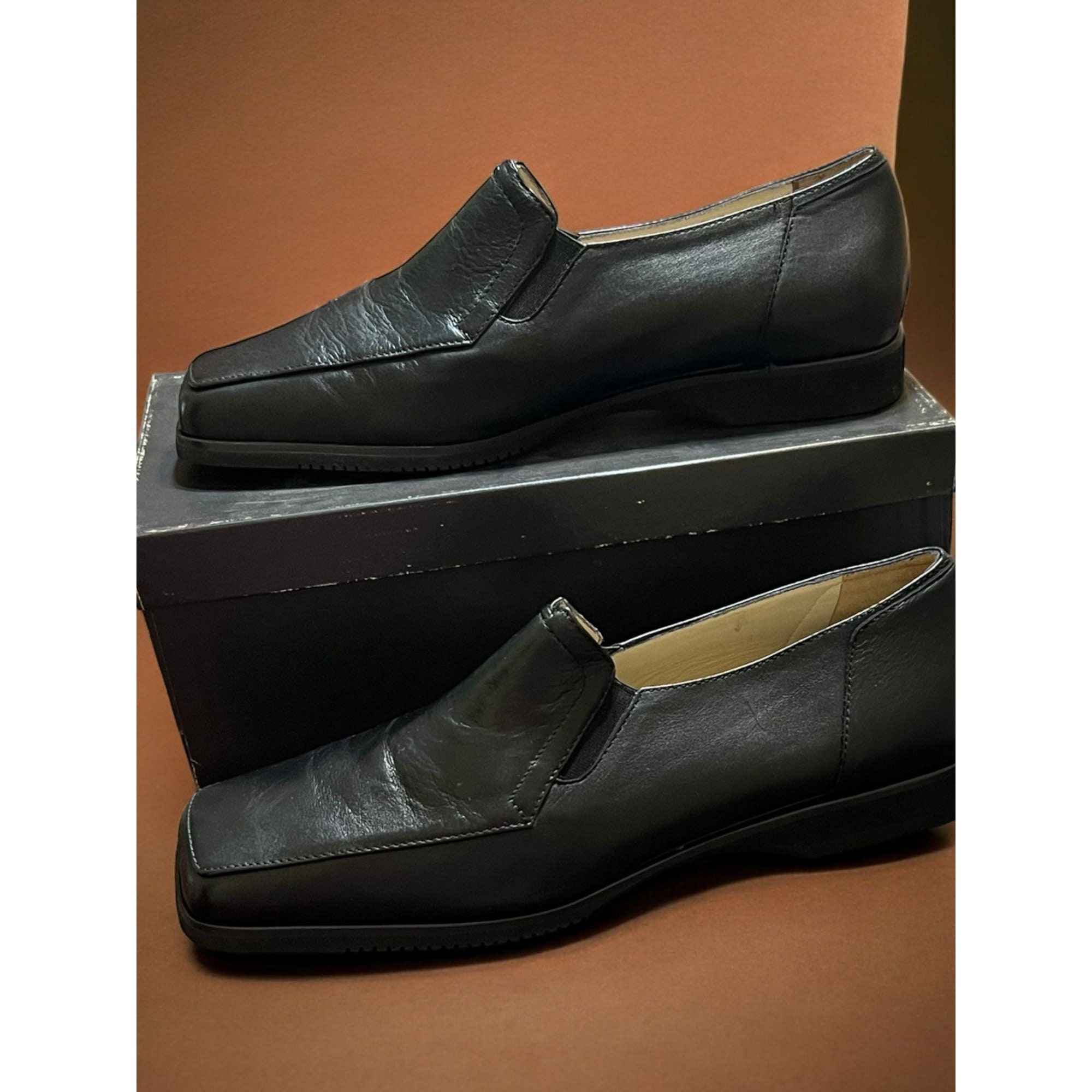 Rangoni Firenze Men Size US 7.5 | EU 40 Luxurious Brown Woven Leather Slip-Ons Men main image 2