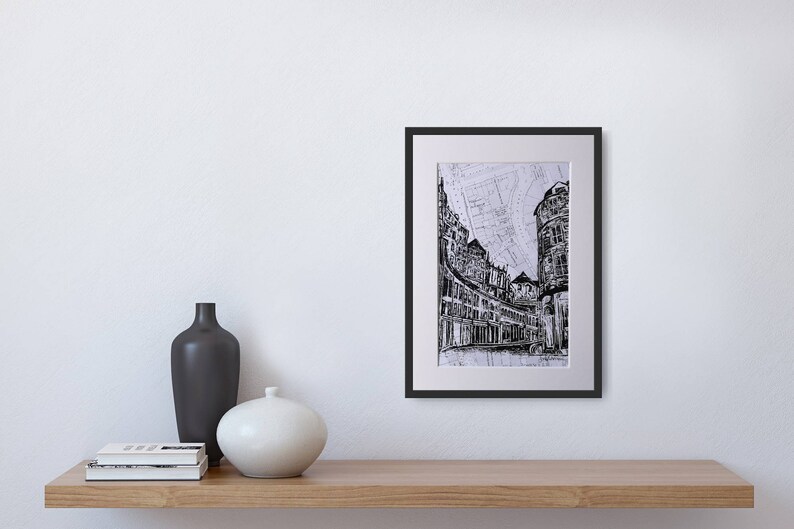 A4 Edinburgh Linocut on Map Victoria Street and Kings StablesPolice Yard black /& white in mount