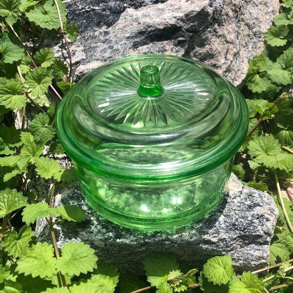 Antique Uranium Green Depression Glass Candy Dish with Lid, Vaseline Glass Candy Jar, Vintage Collectible Candy Dish Gift