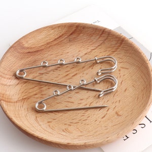 Silver Color Metal Safety Pins 3 holes Brooch Safety pins 78mm/64mm for Garment decoration hardware Accessories
