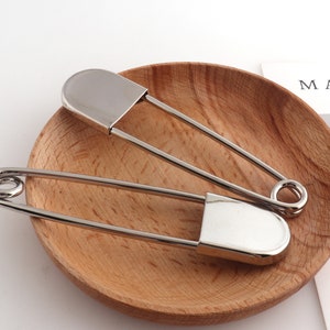 Larger Safety Pins High quality Safety Broochs silver Blanket Pin Jewelry Supplies for bag/clothes charming pins Finding