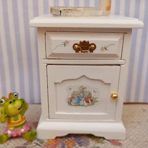Dollhouse Peter rabbit furniture 1:12 scale.miniature dollhouse nursery furniture. nightstand dollhouse,,bedside table. Beatrix potter