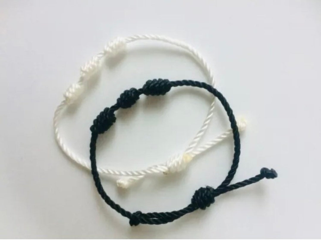 Il Bracciale Della Regina Elisabetta, Simbolo D'amore Di Filippo - Foto 3