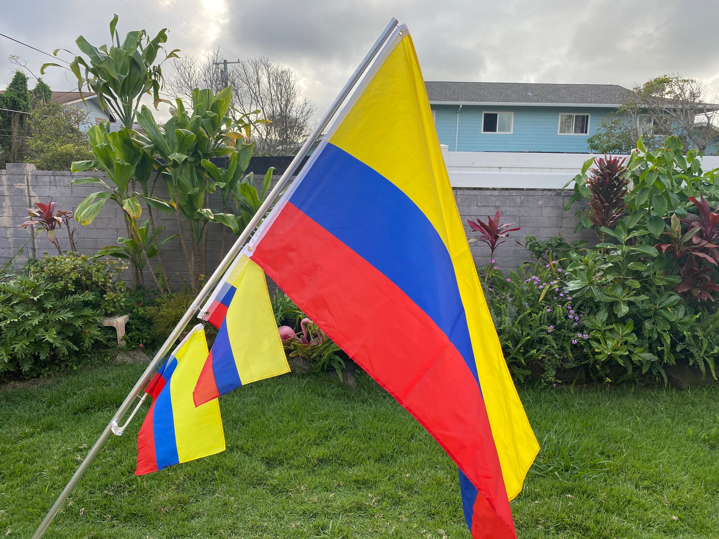 Colombia Flag -  Canada
