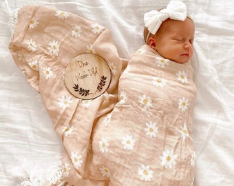 Daisy Fringe Swaddle, Coperta Swaddle in mussola, coperta per bambini in cotone organico al 100% e bambù, Avvolgimento in mussola, Fascia in mussola, Fasciatura con frange per bambini