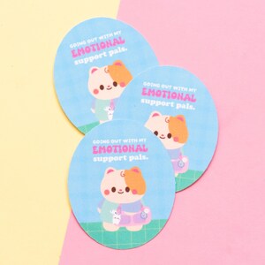 Emotional Support Pals Cat Frosted Wasserdichter Aufkleber von mintymentaiko