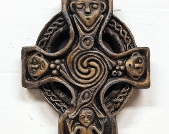 Circle Celtic Cross, Concrete Cross, 12.5 in.(32 cm),  Celtic Cross, Faces Cross, Celtic Art, AvtechStoneGallery