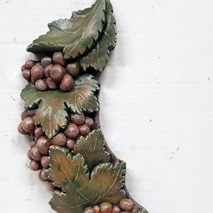 Grapes Garland, 14 in.(36cm), Grape Art, Grape Wall Mount, Orchard Art, Vineyard Garland, WineMaker Gift, Avtechstonegallery