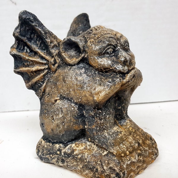 Gargouille Alfredo de 13 cm (5 po.) Statue de gargouille grotesque en fonte Sculpture gothique médiévale en pierre AvtechStoneGallery
