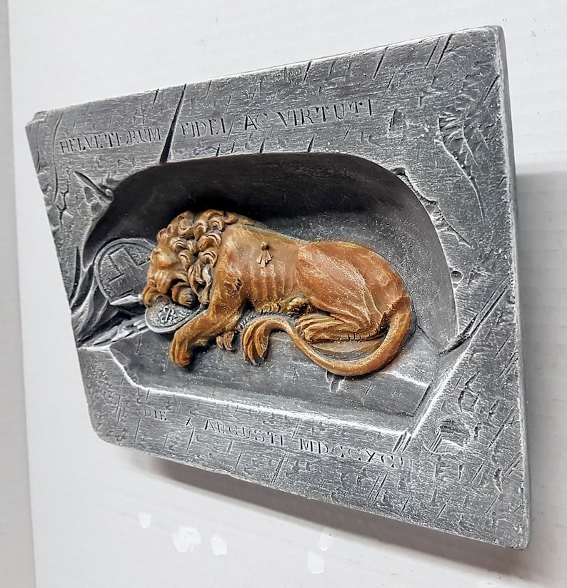 Lion of Lucerne, 9.7 in. 25 cm, The Lion Monument, Lucerne Monument, Switzerland Lion, Swiss Guard Monument, AvtechStoneGallery image 2