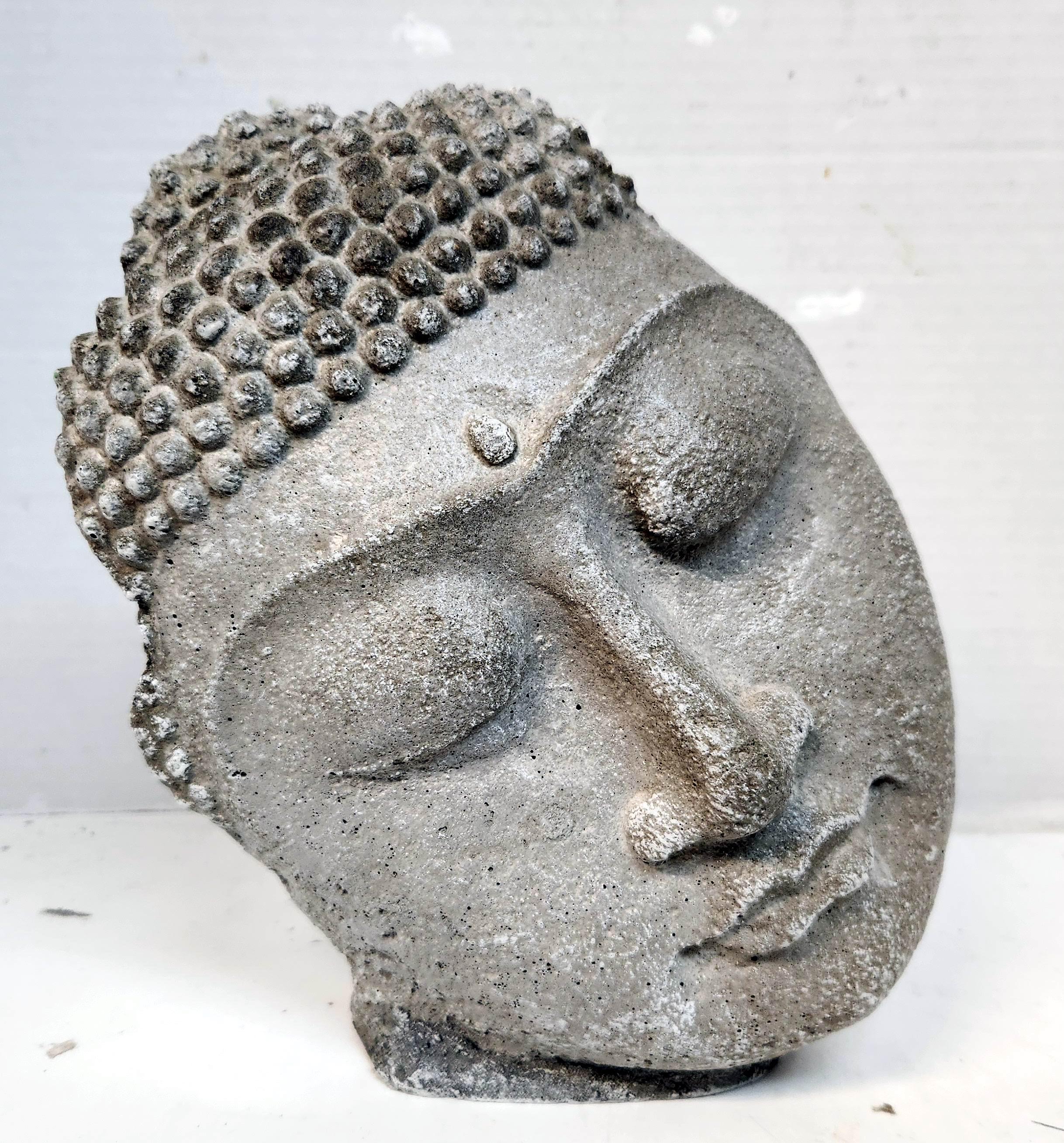 仏陀の頭部 3D、高さ9.5インチ（24cm）、コンクリート製仏像アート