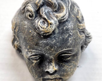 Tête de chérubin, art en pierre, 4,5 po. (11,5 cm), tête d'ange, sculpture d'ange, sculpture de chérubin, ange de jardin, ange suspendu, AvtechstoneGallery