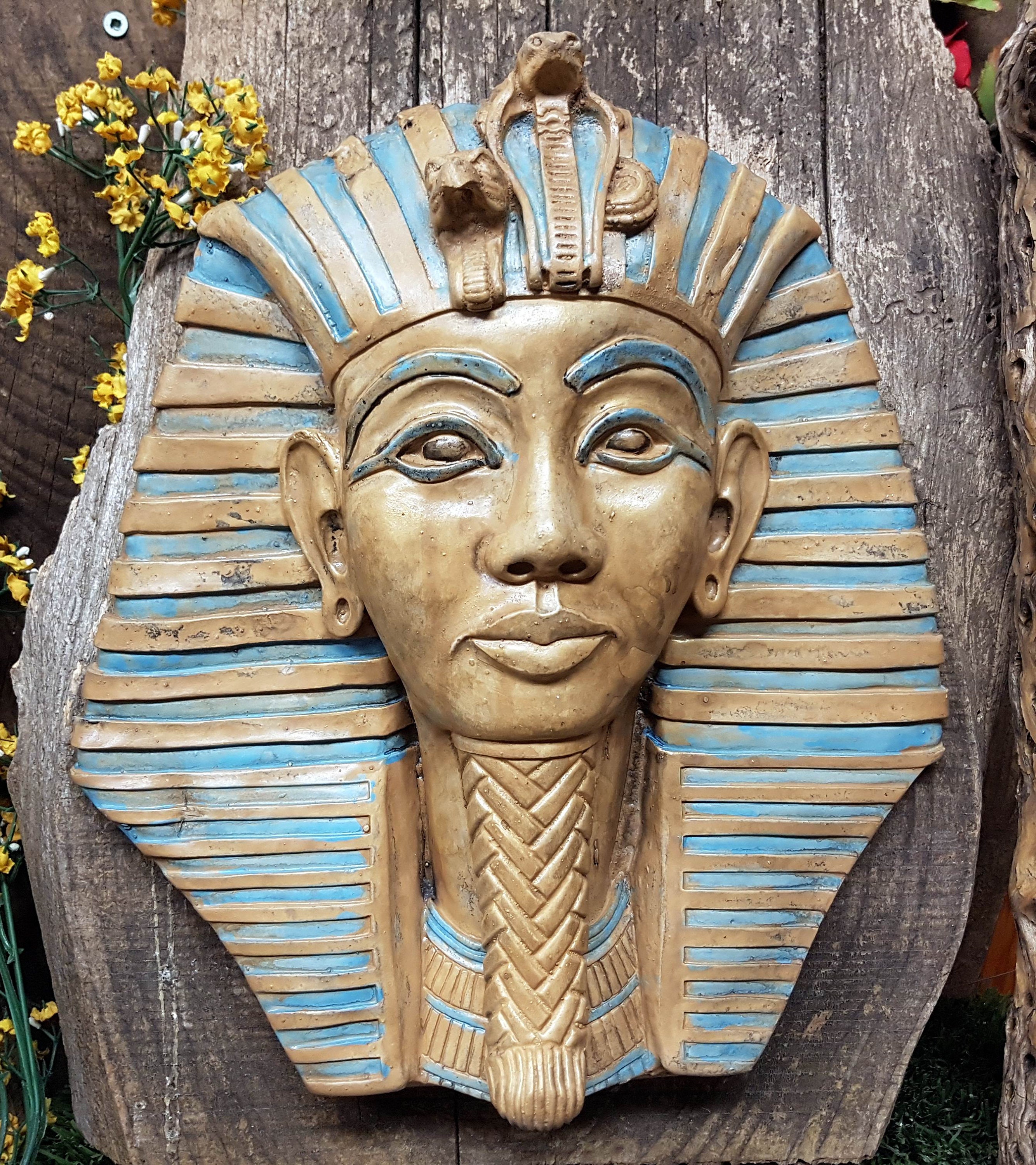 ツタンカーメン石像レプリカ ツタンカーメン王像のレプリカ：古代エジプトのファラオの彫刻