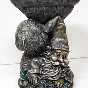 Gnom Vogelhäuschen, Betonwichtel, 20cm, Goblin, Erdgeist, Mittelalterliche Mythologie, Gartenzwerg, Goblin, Avtechstonegallery