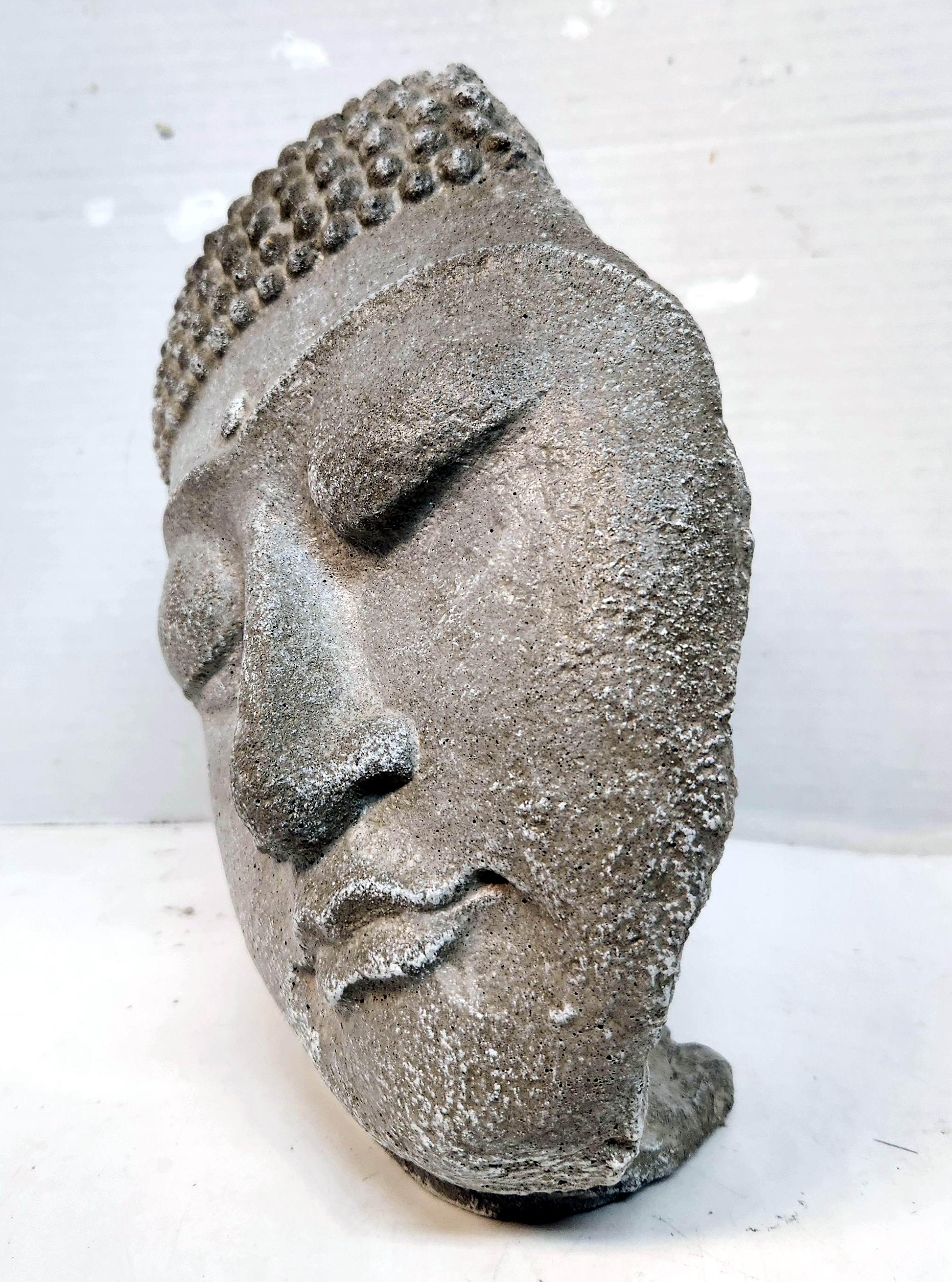 仏陀の頭部 3D、高さ9.5インチ（24cm）、コンクリート製仏像アート
