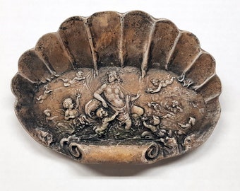 Plaque en forme de coquillage d'ange, 6,7 po. (17 cm), art chérubin, oeuvre d'art ange, sculpture chérubin, Avtechstonegallery