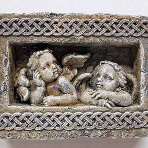 Cherubs Tile, 5.5 in (14 cm), 3D Plaque, Angels Wall Sculpture, Garden Ornament, Home Decor, Avtechstonegallery