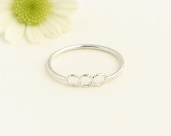 Infinity Circle Ring i sterlingsilver: Elegant evighetslöftesring