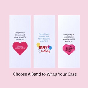 Puede incluir: Tres bandas rectangulares blancas con texto y gr&aacute;ficos. Las bandas tienen las frases "Todo es m&aacute;s claro y m&aacute;s hermoso contigo". Una banda tiene un coraz&oacute;n rosa con "Happy Mother's Day". Otra tiene globos y "Happy birthday". La &uacute;ltima tiene un coraz&oacute;n rosa con "Happy Valentine's Day".