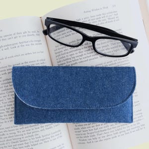 Sunglasses Case Denim Soft Glasses Pouch Padded Eyeglasses Holder with Magnetic Clasp for Gifts Under 15 for Dad Grandpa Father's Day Gift