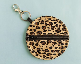 Leopard Print Keychain Coin Pouch Change Purse for Gift Under 10 for Woman of Cheetah Zipper Pouch for Coworker Teacher Caregiver or Nanny