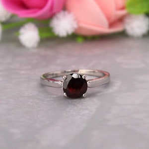 Delicate Garnet ring-Round Gemstone Ring-simple Garnet Ring-January Birthstone ring-Garnet stackable ring-Birthday gift-gift for her-silver