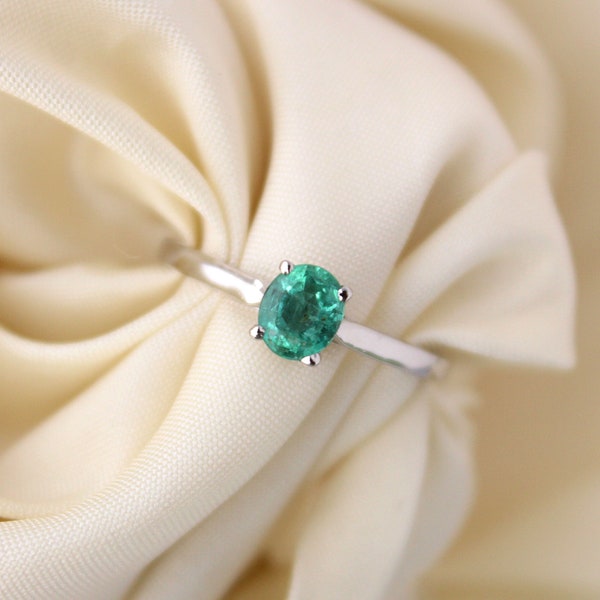 Natural Emerald Stack Ring-Emerald Oval Minimalist Stack Ring 925 Silver-Oval Zambian Emerald Simple Ring-Proposal Ring-May Birthstone Ring