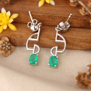 Green onyx silver drop earrings, Geometric design earrings, Green gemstone unique earrings, Lightweight everyday earrings,Statement studs
