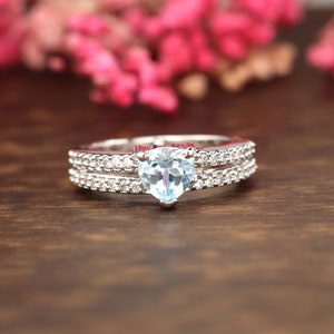 Blue topaz CZ classic wedding band-Alternative engagement ring silver-Half eternity ring Bridalring-Art deco stack ring-vintage cluster ring
