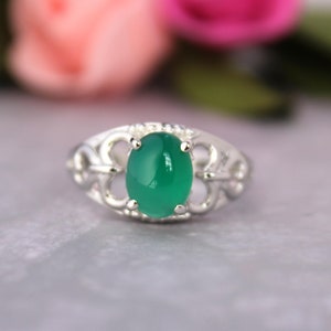 Green Onyx Ring-Boho Onyx Ring Handmade 925 Silver-filigree Ring Emerald Green Onyx Ring-Birthstone Ring-Cluster Oval Onyx Cabochon Ring