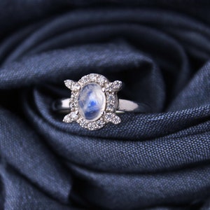 Vintage Rainbow Moonstone Engagement Ring-Art Deco Silver Cluster Ring-Moonstone Anniversary Ring-Moonstone halo Ring, Dainty Moonstone Ring