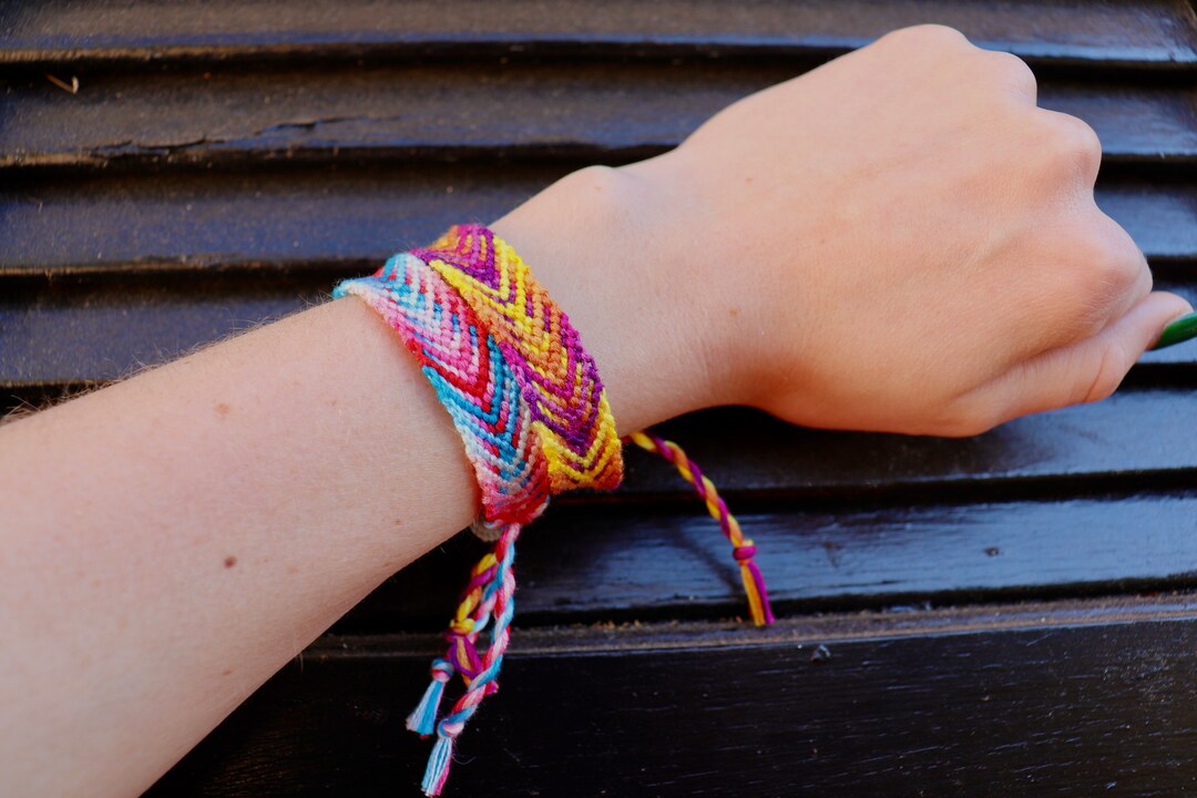 Ombré Fishtail Chevron Friendship Bracelet - Etsy