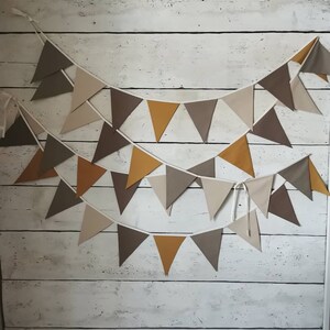 BOHO Girlande, Girlande aus Baumwolle, Dreiecke beige, Babyparty Dekoration, Wimpelkette für Baby, Kinderzimmer, Kindergeburtstag, Dekoration, Babyparty Bild 1