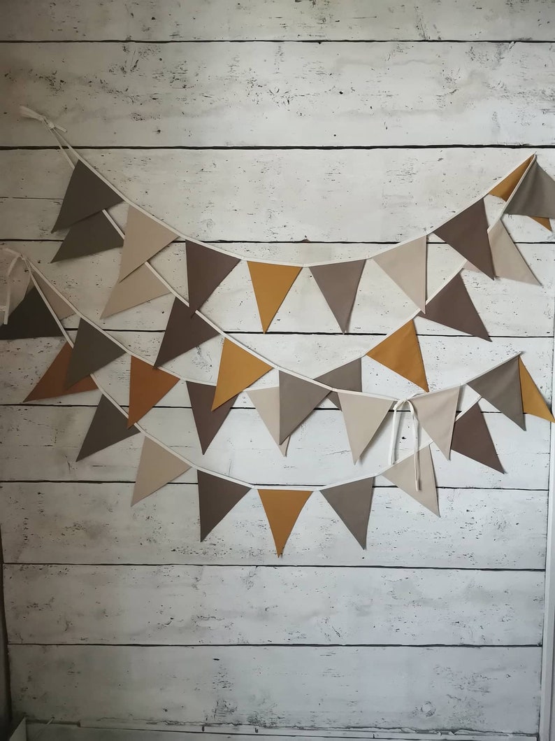 BOHO Girlande, Girlande aus Baumwolle, Dreiecke beige, Babyparty Dekoration, Wimpelkette für Baby, Kinderzimmer, Kindergeburtstag, Dekoration, Babyparty Bild 1