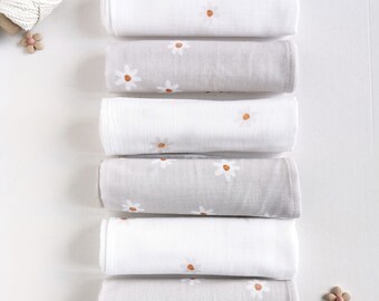 Baby burp cloths, Set of muslin handkerchiefs, Muslin for baby, Shoulder cloth pad, Muslin square 40cm x 40cm, Organic baby cloth with daisy