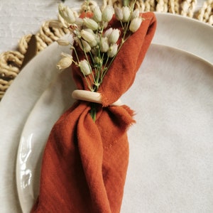 Serviettes de table en mousseline TERRACOTTA, serviettes en tissu biologique, serviettes en double gaze pour les mariages, serviette de table BOHO, carrés en mousseline de bord brut pour mariage image 3