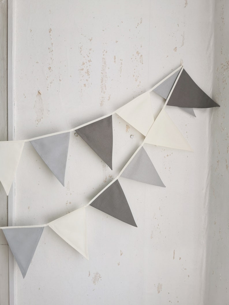 Cotton fabric triangles bunting banner. Available custom lengths from 1 meters till 100 meters. Bulk option available. In the picture colors are off white light gray and gray, but we offer personalization for colors in the last picture. Wimpelkette