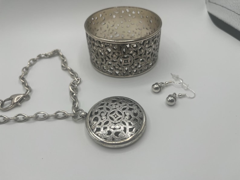 Brighton Serendipity Filagree Necklace, Cuff Bracelet and Brighton Earrings image 1