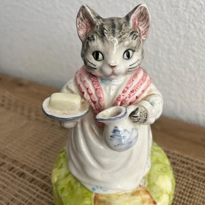 Vintage Beatrix Potter Mrs Ribby Music Box, Porcelain Cat Figurine, Schmid Gold Collection