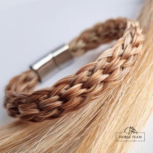 Custom Horsehair Bracelet with Oval Weaving – Elegant, Personal, and Unique, Handmade Keepsake from Your Horse's Hair